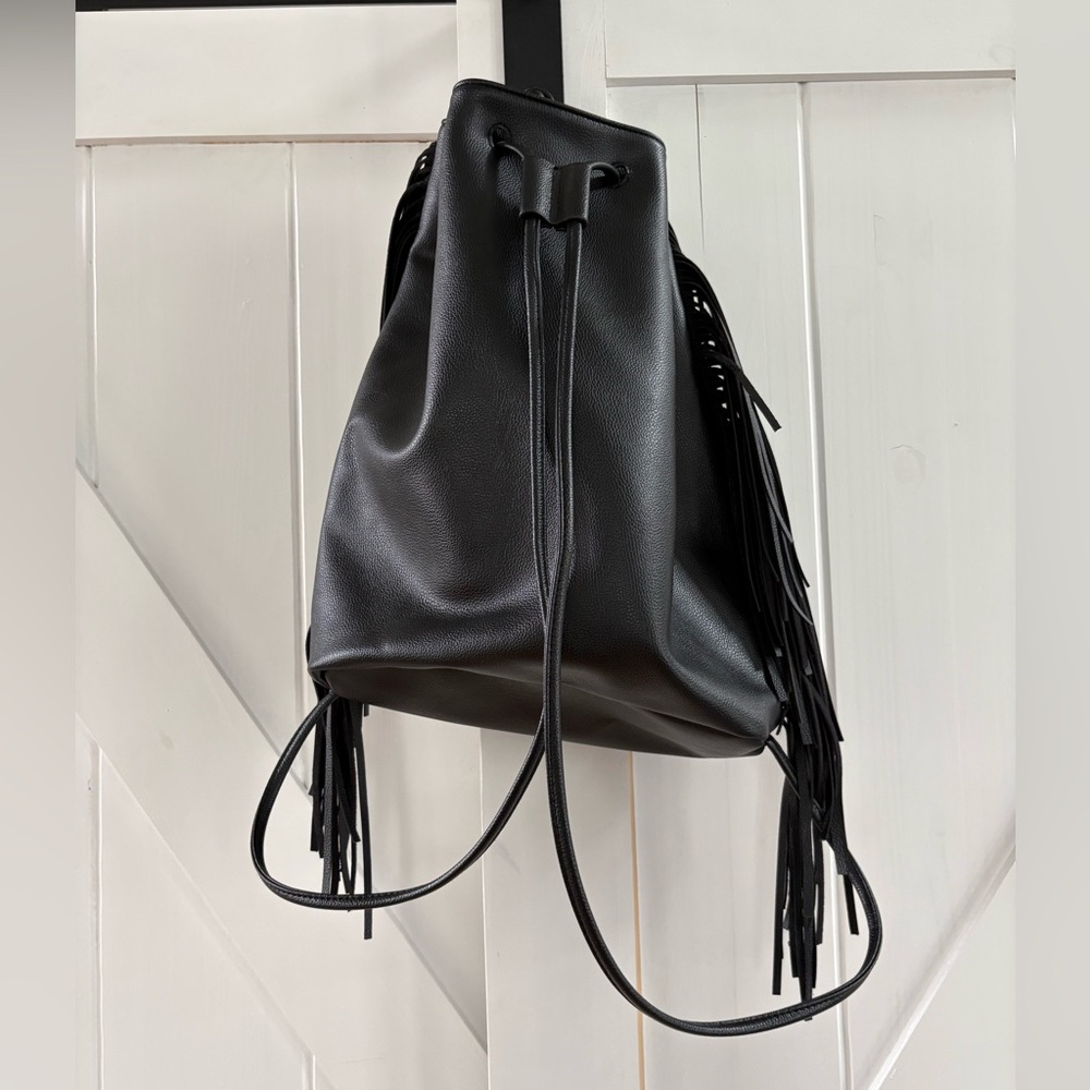 Victoria’s Secret Fringe Vegan Pebbled Leather Drawstring Backpack - Picture 4 of 4